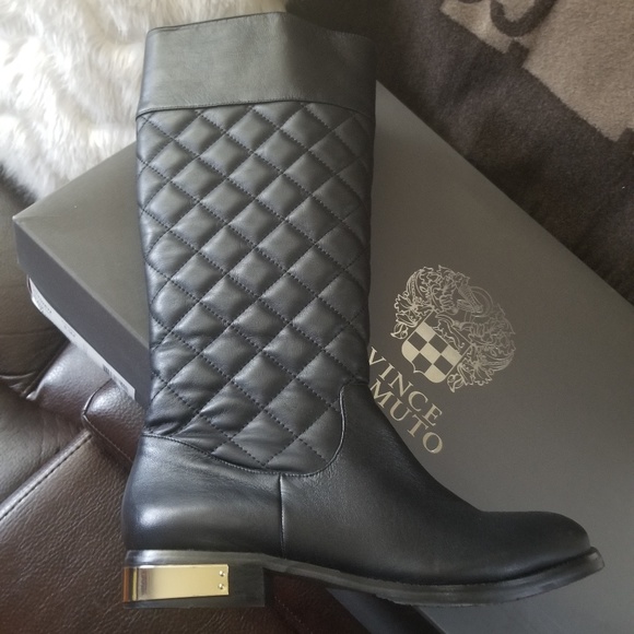 Vince Camuto Boots - Picture 3 of 4